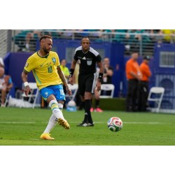 Brasilia luottaa Neymarin henkeen inspiroidakseen seuraavan sukupolven nuorten lahjakkuuksien nousua Brasilia luottaa Neymarin henkeen inspiroidakseen seuraavan sukupolven nuorten lahjakkuuksien nousua